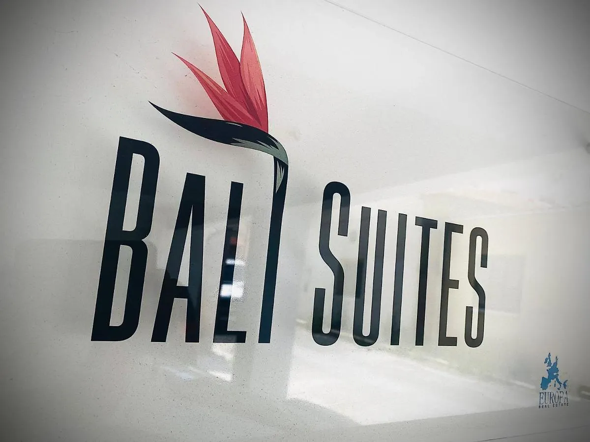 Bali Suites 101 ラルナカ